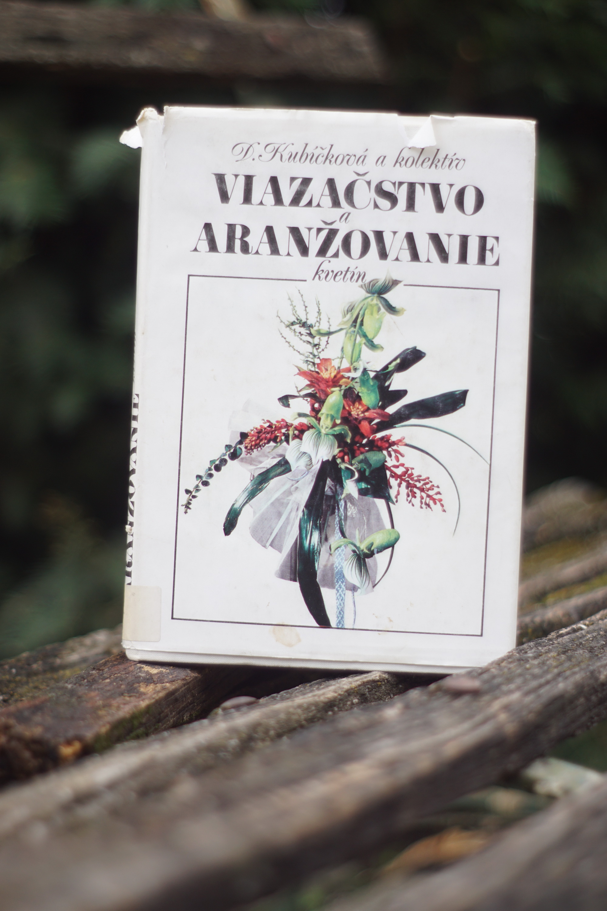Viazačstvo a aranžovanie kvetín