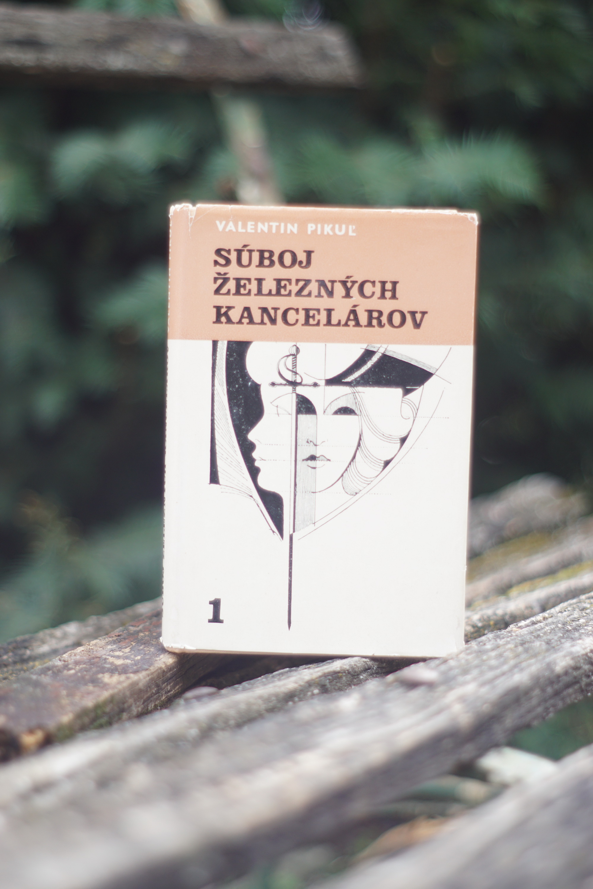 Súboj železných kancelárov 1 Valentin Pikul
