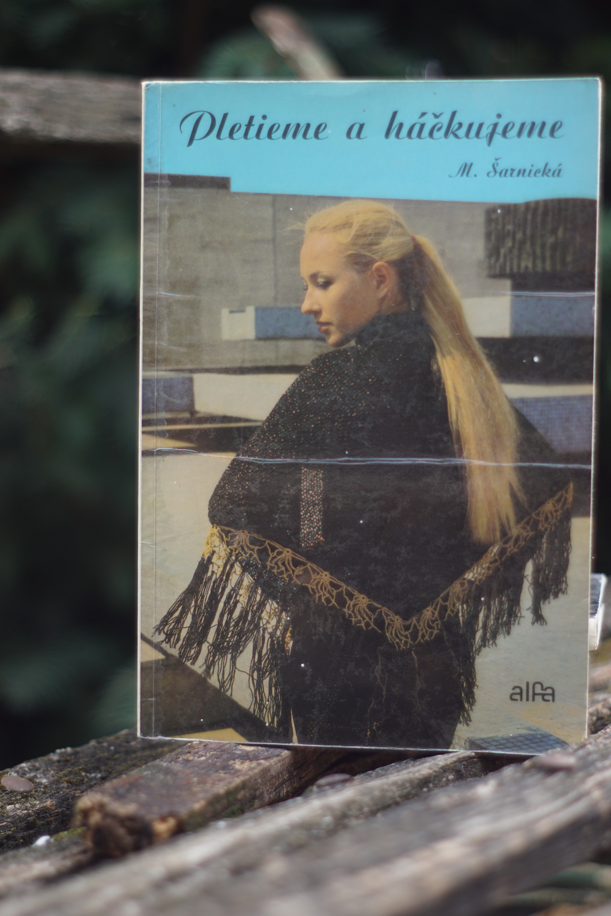 Pletieme a háčkujeme kniha od: Margita Šarnická