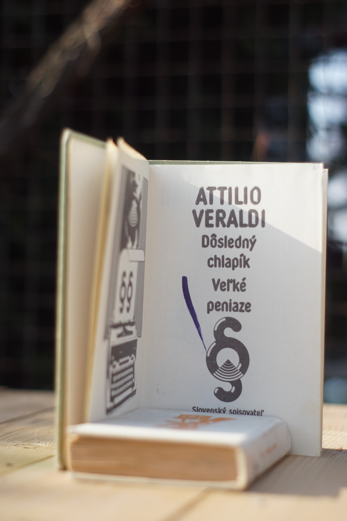 Dôsledný chlapík  Veľké peniaze Attilio Veraldi