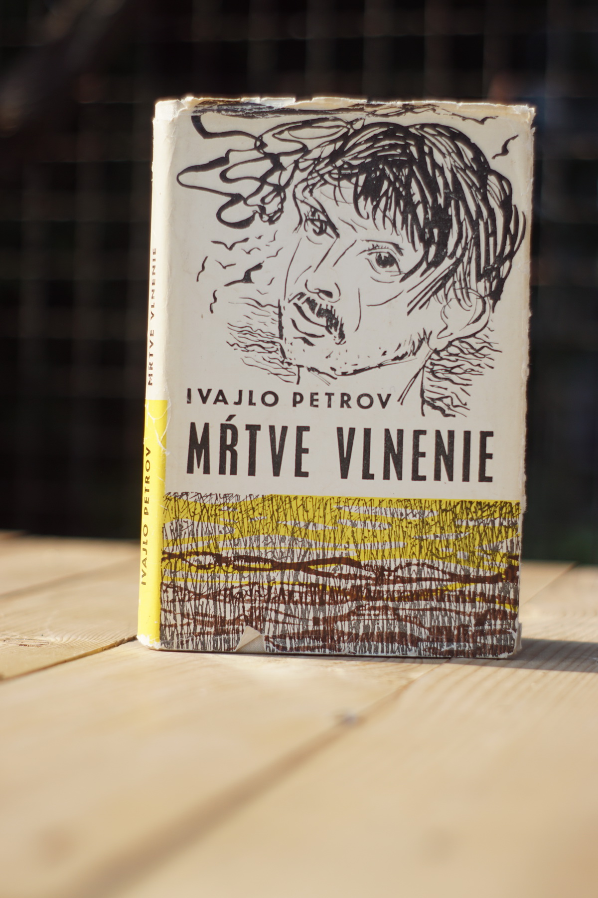 Mŕtve vlnenie Ivajlo Petrov