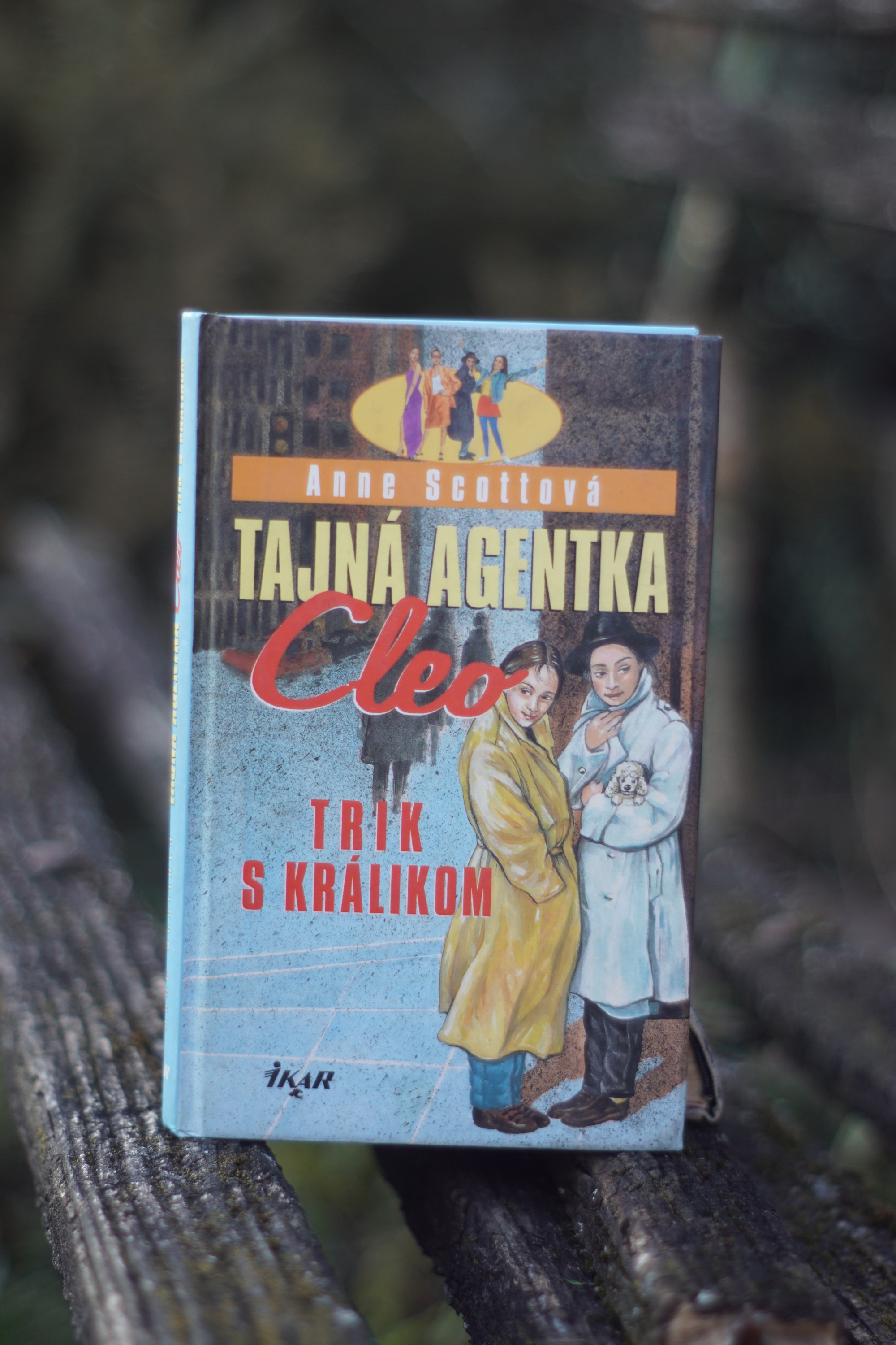 Trik s králikom Anne Scott